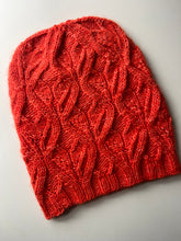 Load image into Gallery viewer, Ogee Flow Toque
