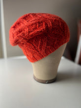 Load image into Gallery viewer, Ogee Flow Toque