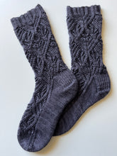 Load image into Gallery viewer, Modernismo Socks