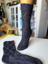 Load image into Gallery viewer, Modernismo Socks