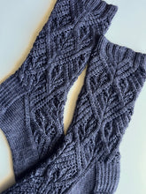 Load image into Gallery viewer, Modernismo Socks