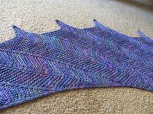 Load image into Gallery viewer, Clupea Shawl