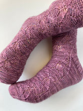 Load image into Gallery viewer, Vertex Socks