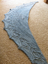 Load image into Gallery viewer, Capillary Wave Shawl