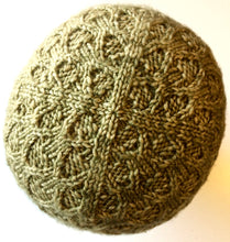 Load image into Gallery viewer, Flying Buttress Toque
