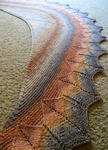 Load image into Gallery viewer, Moab Shawl