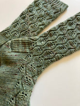Load image into Gallery viewer, Little Leafy Socks