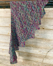 Load image into Gallery viewer, Moroccan Lantern Shawl