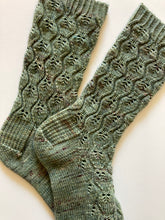 Load image into Gallery viewer, Little Leafy Socks