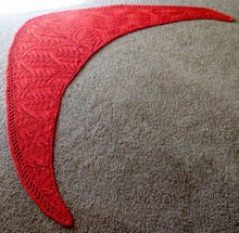 Load image into Gallery viewer, Solar Flare Shawl