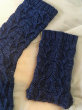 Load image into Gallery viewer, Hyacinthoides Socks