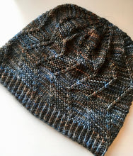 Load image into Gallery viewer, Chequer Toque