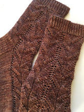 Load image into Gallery viewer, Teak Socks