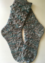 Load image into Gallery viewer, Moroccan Lantern Socks