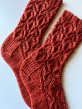 Load image into Gallery viewer, Cosine Wave Socks