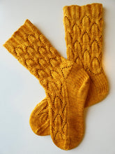 Load image into Gallery viewer, Narcissus Socks