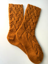 Load image into Gallery viewer, Wiggle Stick Socks
