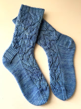 Load image into Gallery viewer, Chevron Fold Socks
