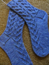 Load image into Gallery viewer, Peace Knot Socks
